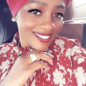 Meet your Posher, Tonya